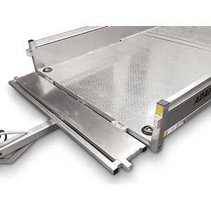 Apogee Trailers - Front Toggling Panels