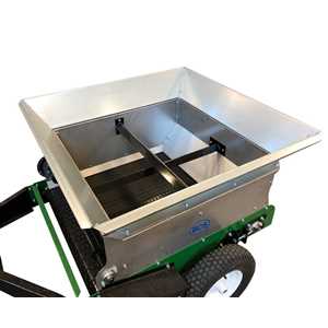With the optional Expansion Kit, the Spreader will easily cover a 100